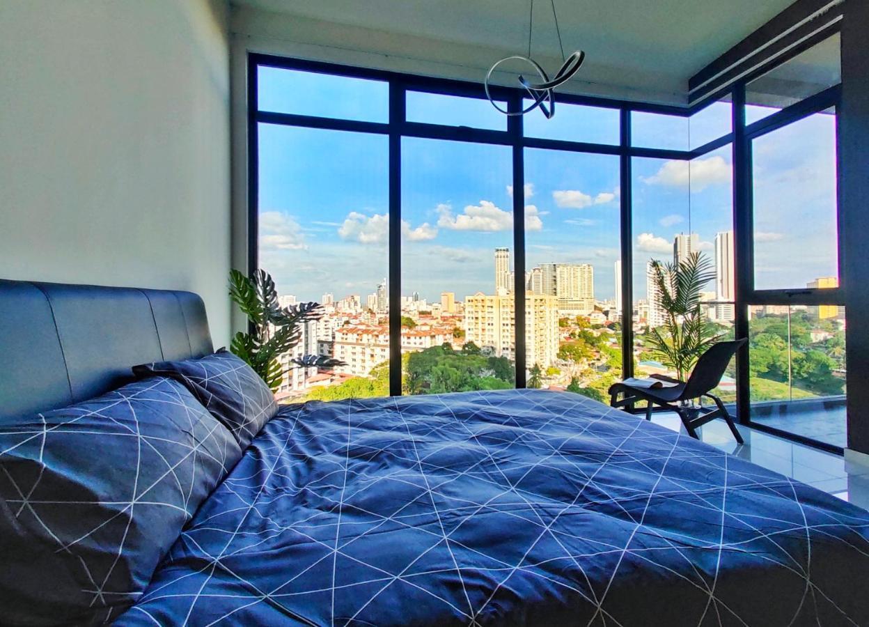 Beacon Executive Suite At Georgetown For 10Pax And 2 Bed Room Exterior photo