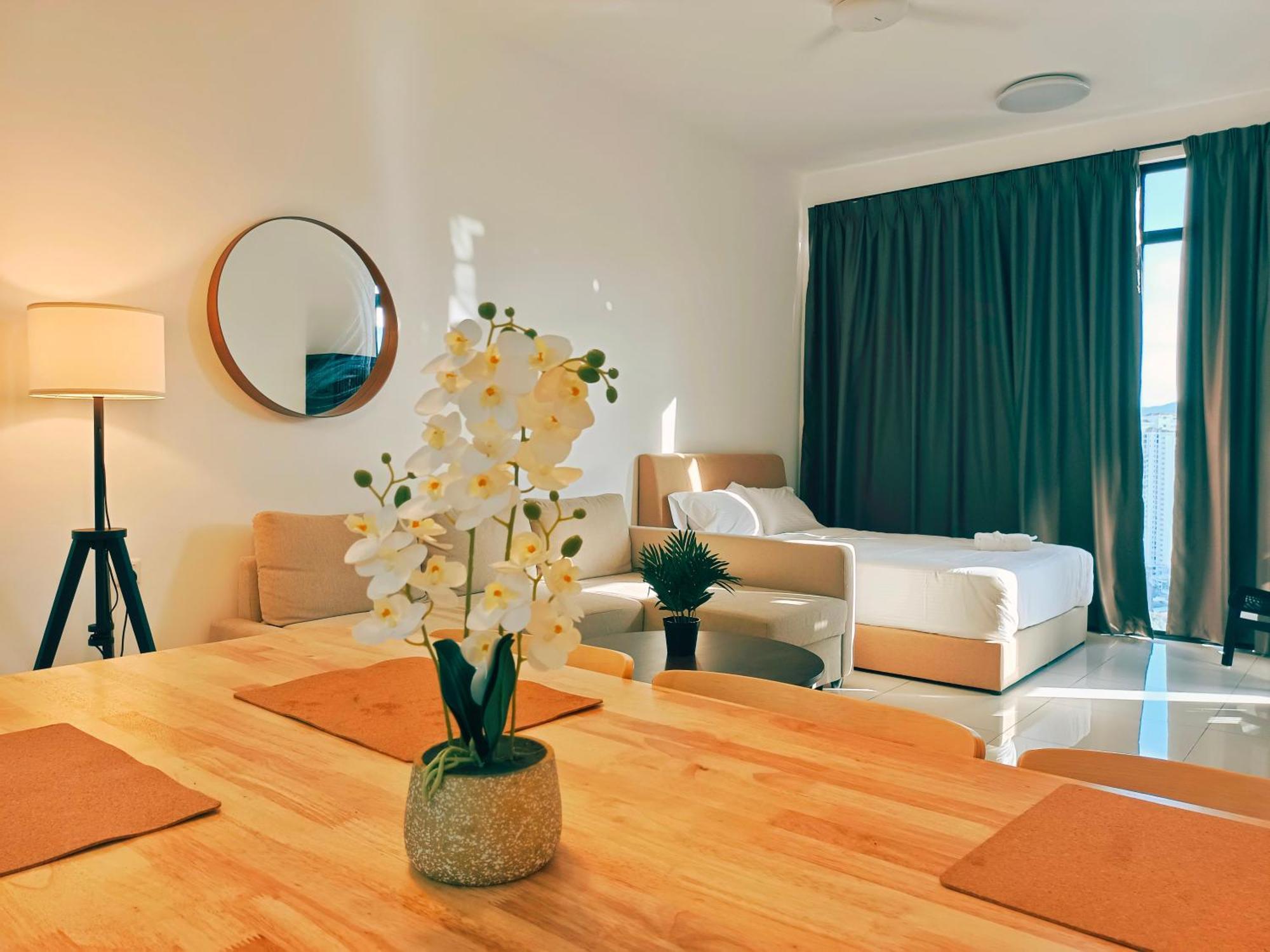 Beacon Executive Suite At Georgetown For 10Pax And 2 Bed Room Exterior photo